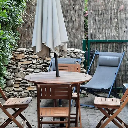Coquet T2 ,terrasse,parking ,4 Kms D Avignon * Villeneuve-les-Avignon