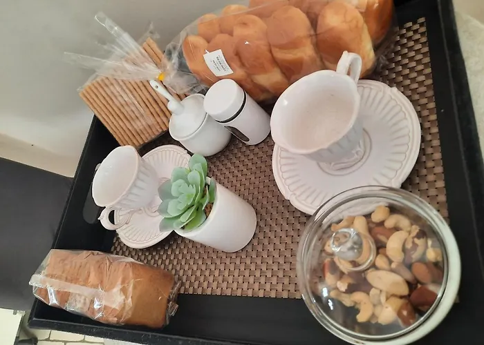 Appartement Coquet T2 ,terrasse,parking ,4 Kms D Avignon *